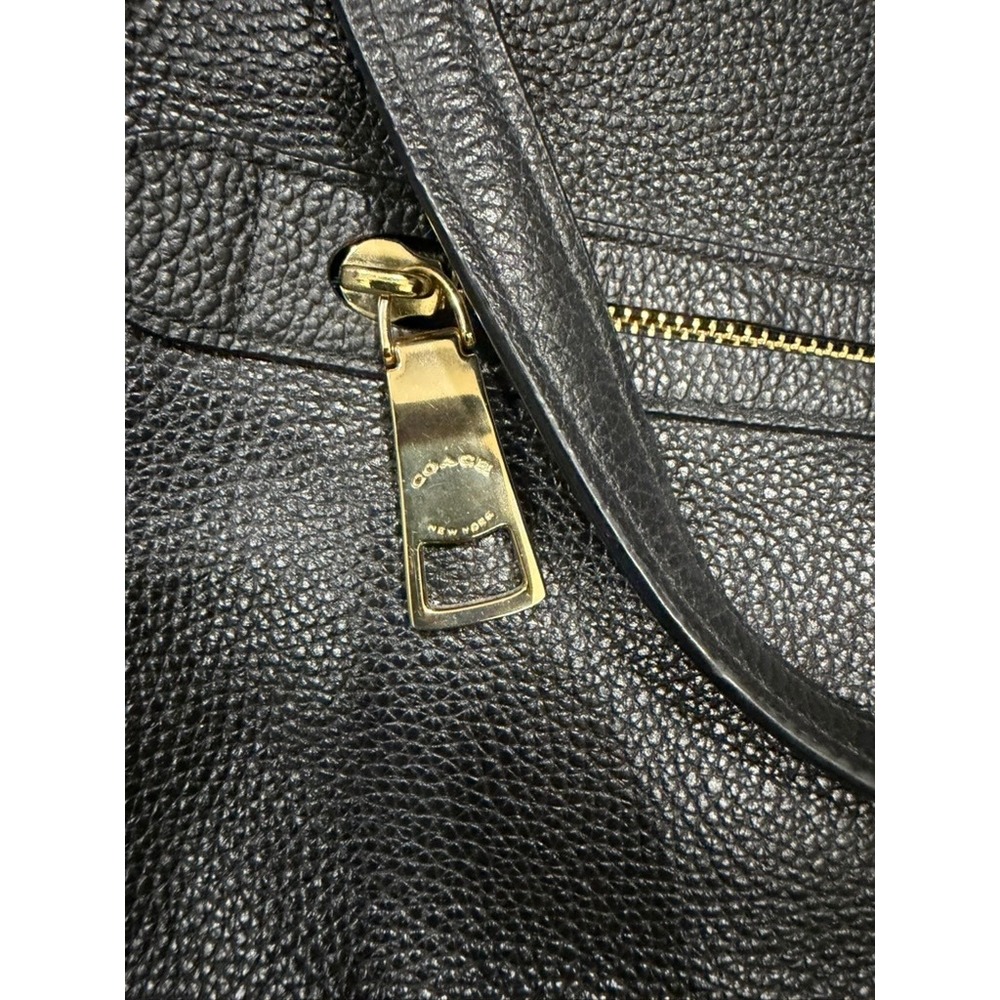 Coach Pebbled Leather Crossbody Tote Black Gold Zip Shoulder Bag Purse Classic - Picture 3 of 9